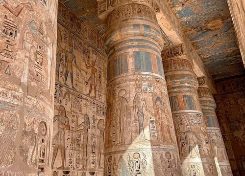 Dendera – świątynia Hathor i fascynujące reliefy
